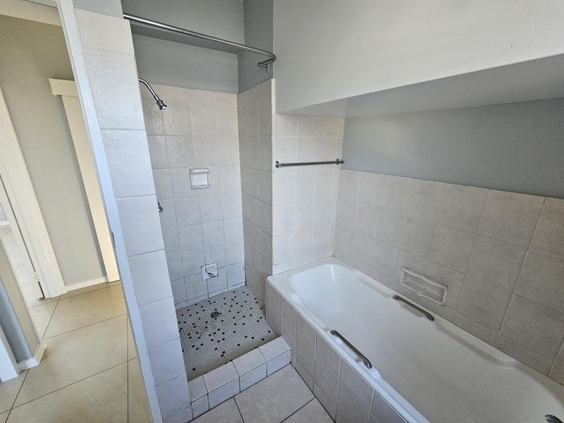 2 Bedroom Property for Sale in Rondebosch Western Cape